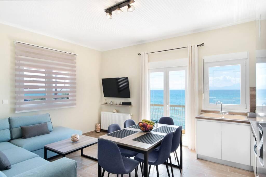 Вилла Endless Sea View House Неа-Ираклия Экстерьер фото